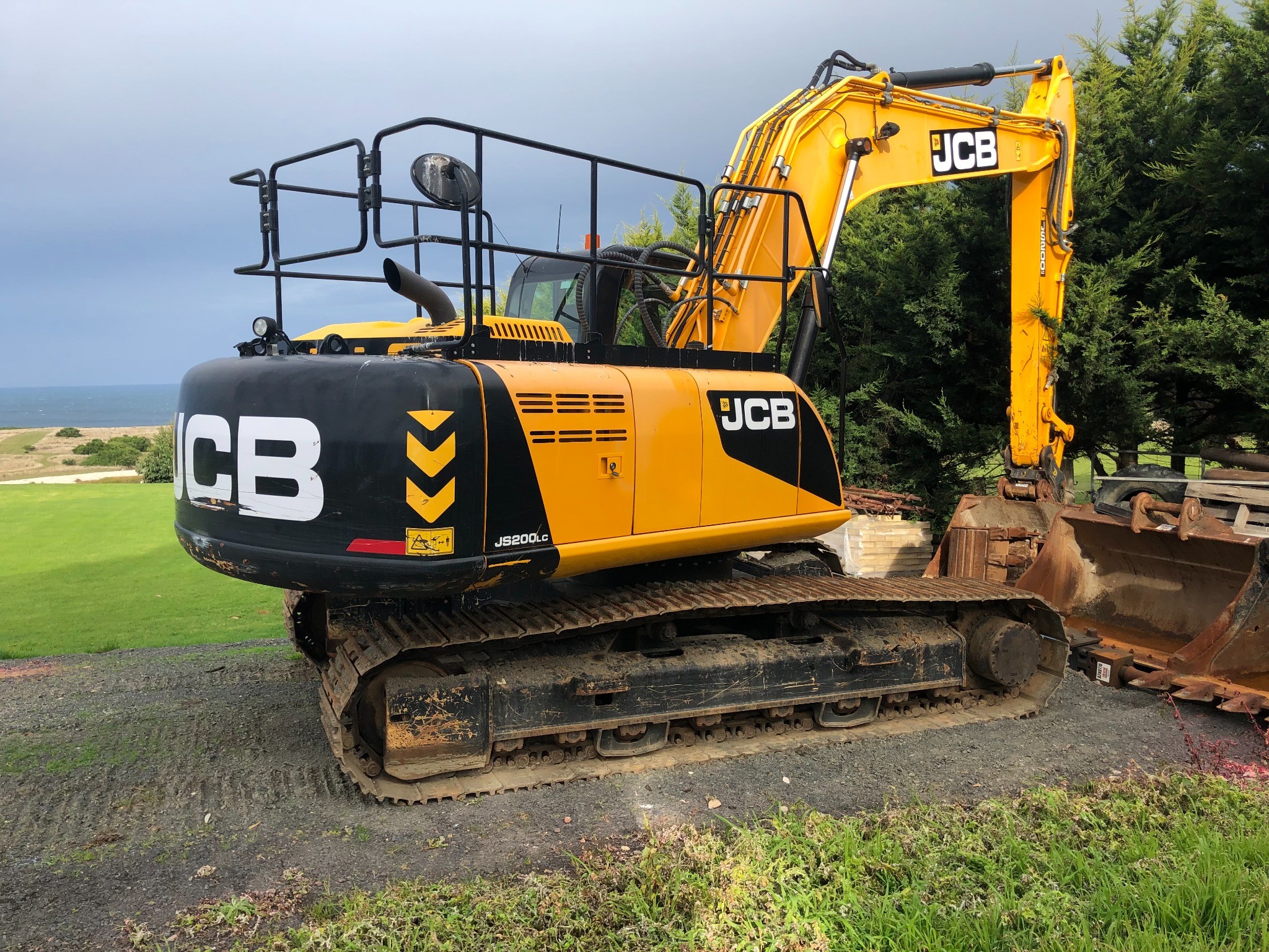 JCB JS200LC tracked excavator
